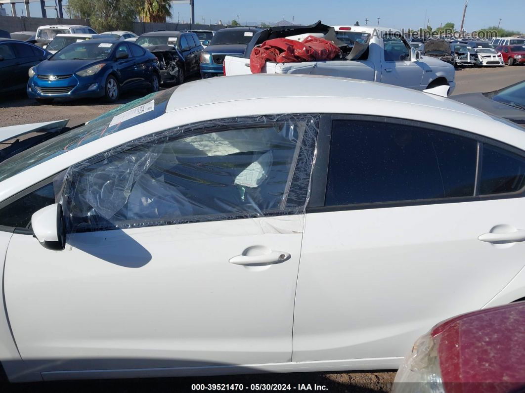 2017 Kia Forte Lx White vin: 3KPFK4A77HE053370