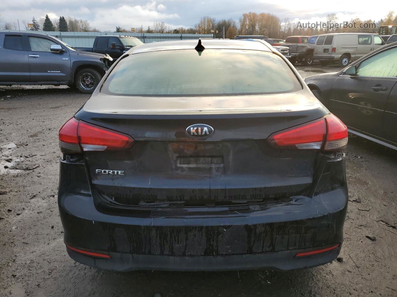 2017 Kia Forte Lx Черный vin: 3KPFK4A77HE101126