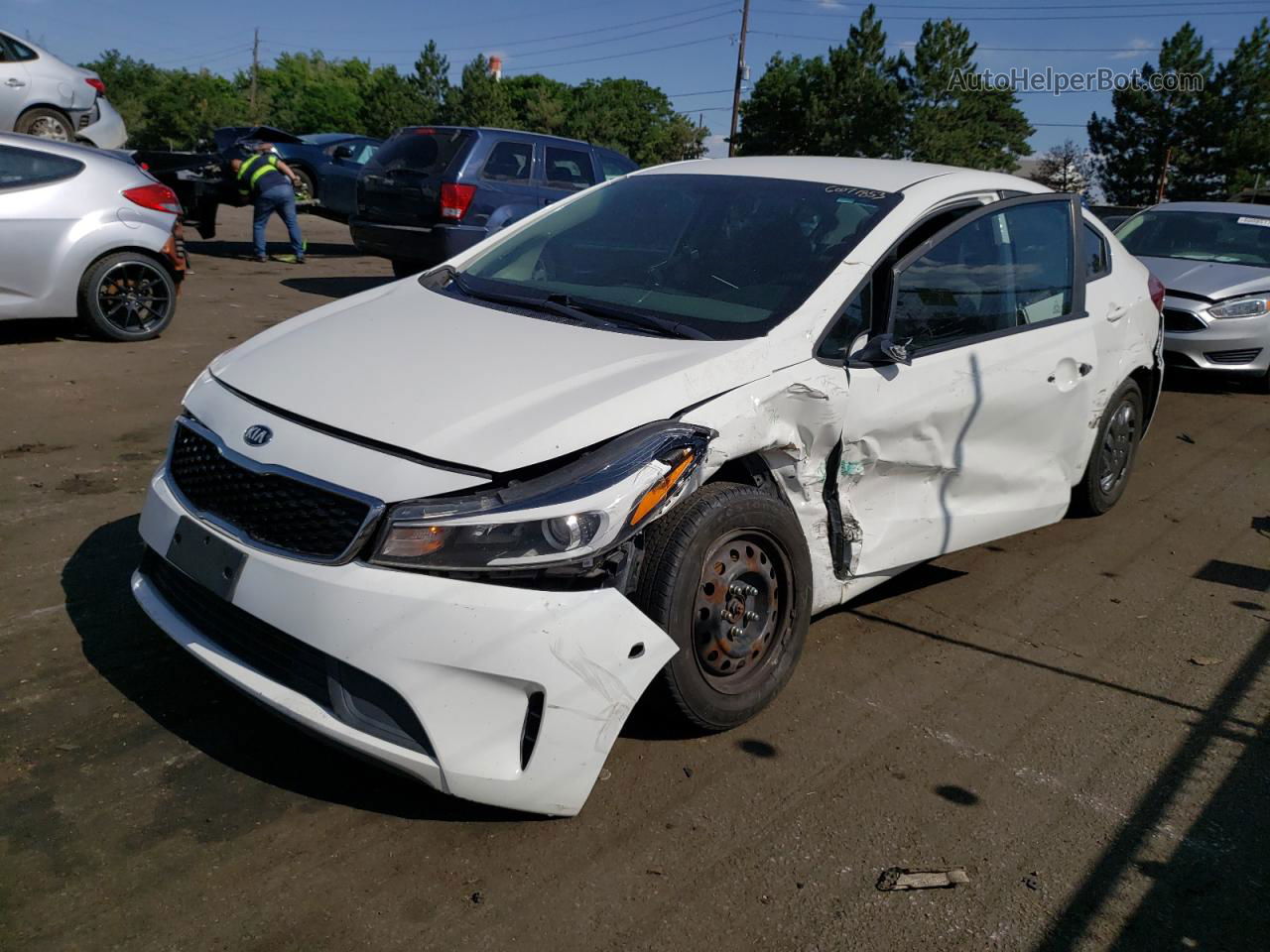 2017 Kia Forte Lx White vin: 3KPFK4A77HE115074