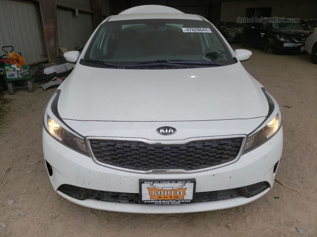 2017 Kia Forte Lx White vin: 3KPFK4A77HE119044