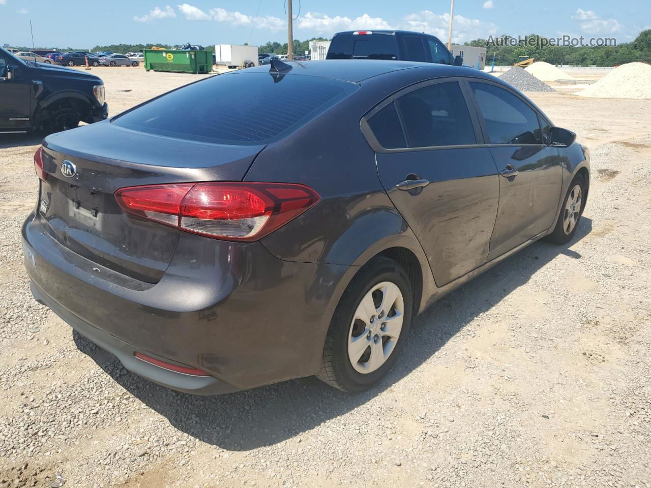 2017 Kia Forte Lx Brown vin: 3KPFK4A77HE123465