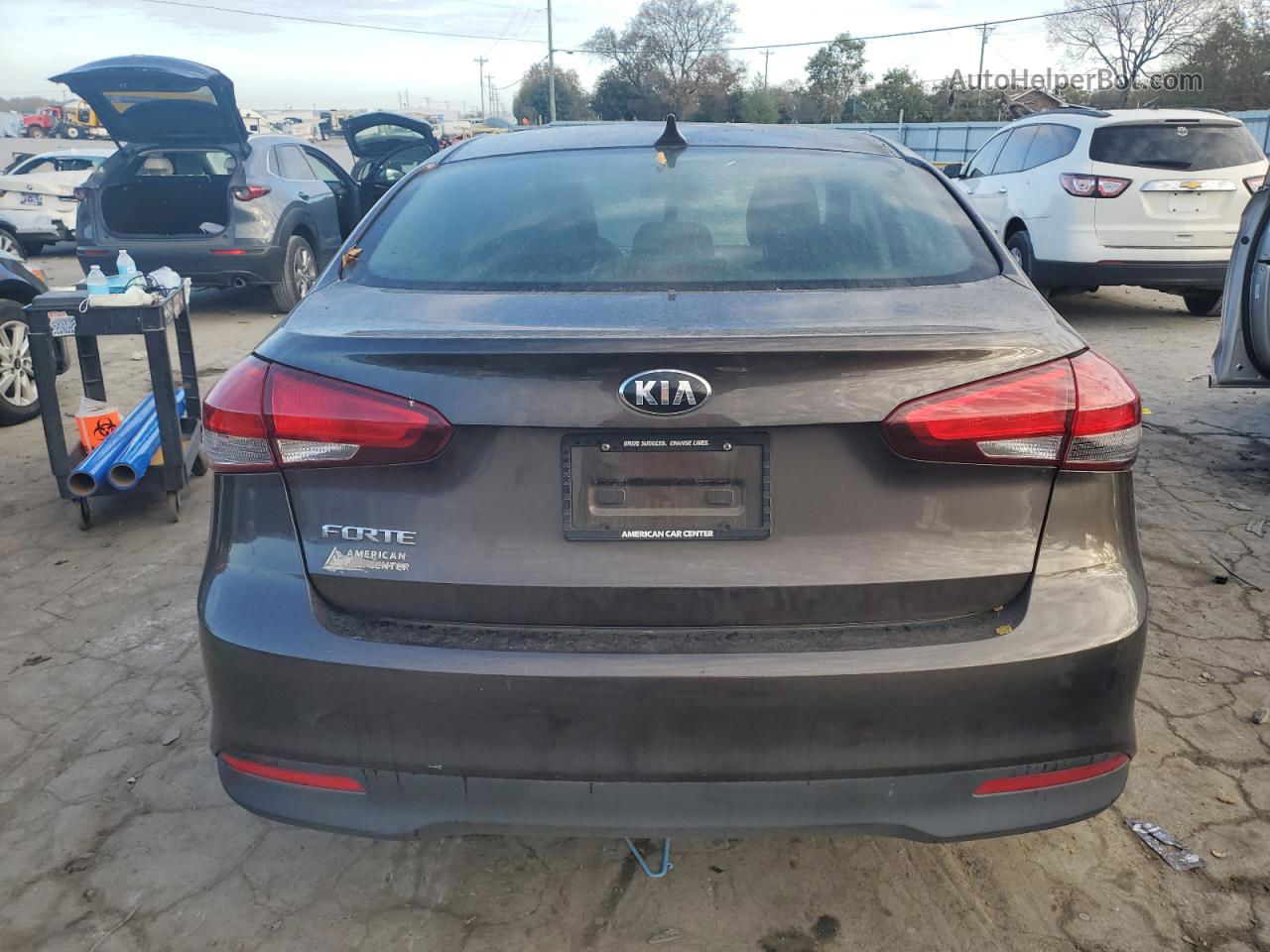 2018 Kia Forte Lx Gray vin: 3KPFK4A77JE221711