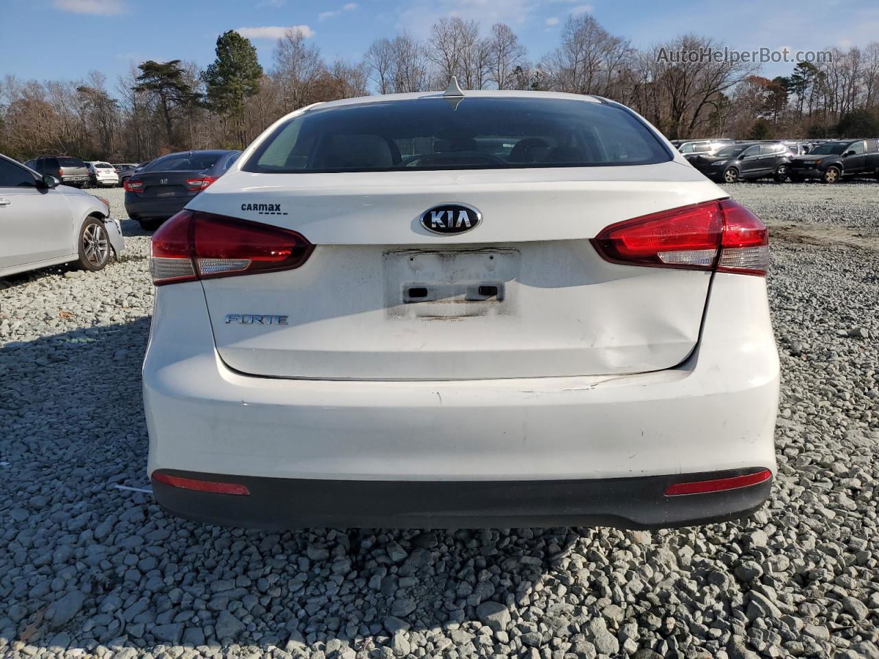 2018 Kia Forte Lx Белый vin: 3KPFK4A77JE222244