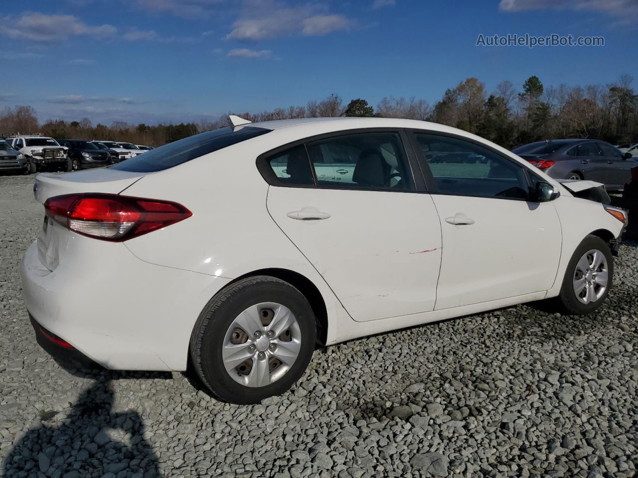 2018 Kia Forte Lx Белый vin: 3KPFK4A77JE222244