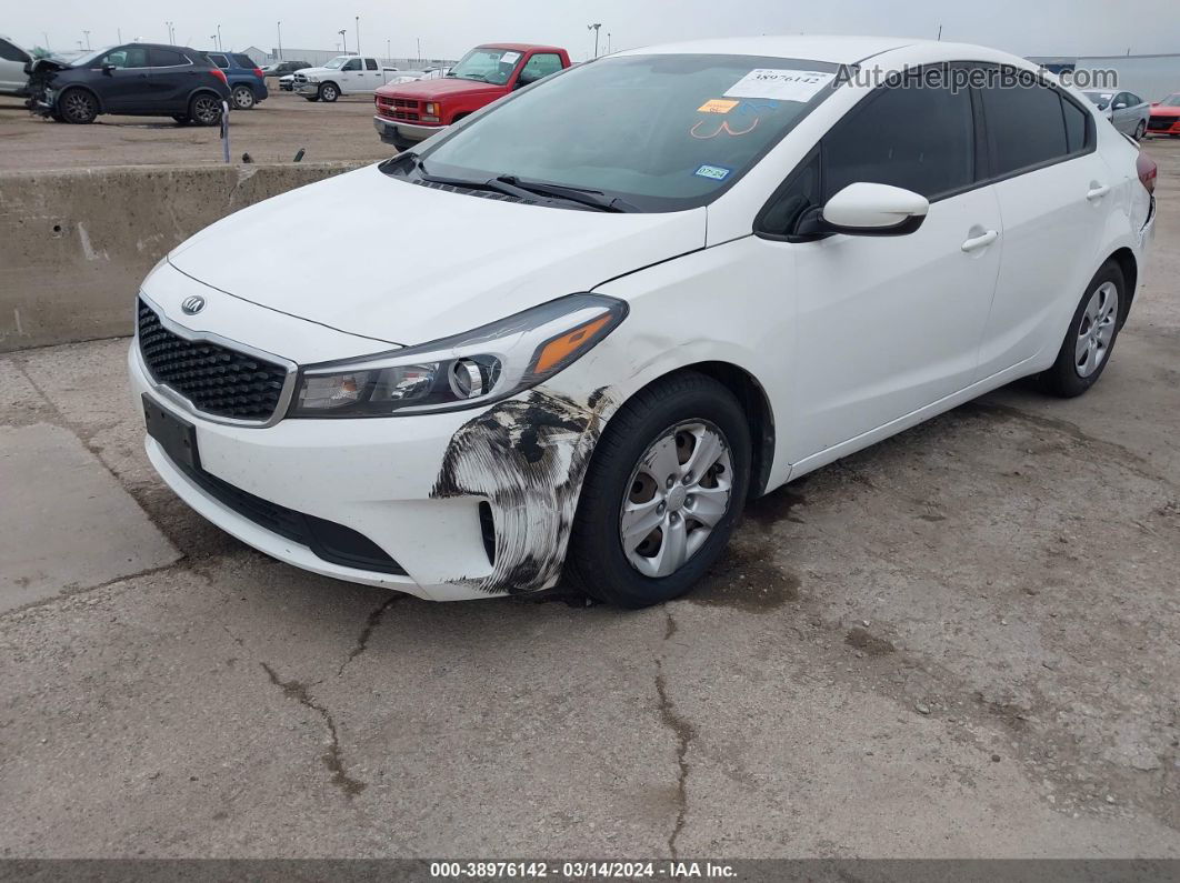 2018 Kia Forte Lx White vin: 3KPFK4A77JE242557