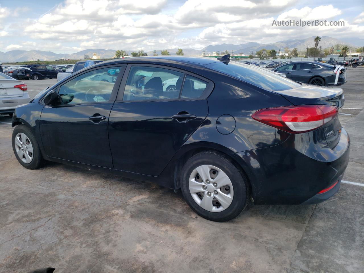 2017 Kia Forte Lx Black vin: 3KPFK4A78HE042474