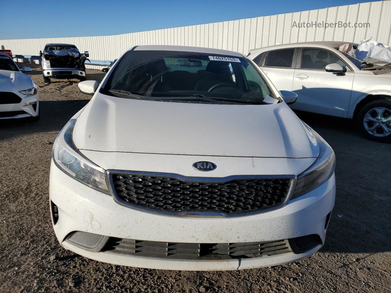 2017 Kia Forte Lx White vin: 3KPFK4A78HE043642