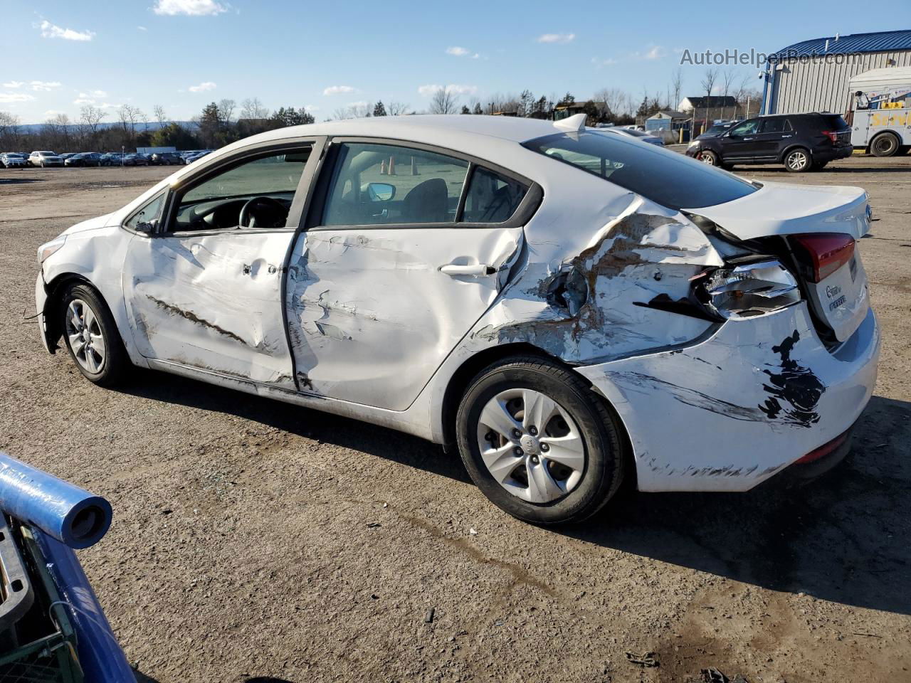 2017 Kia Forte Lx White vin: 3KPFK4A78HE095501