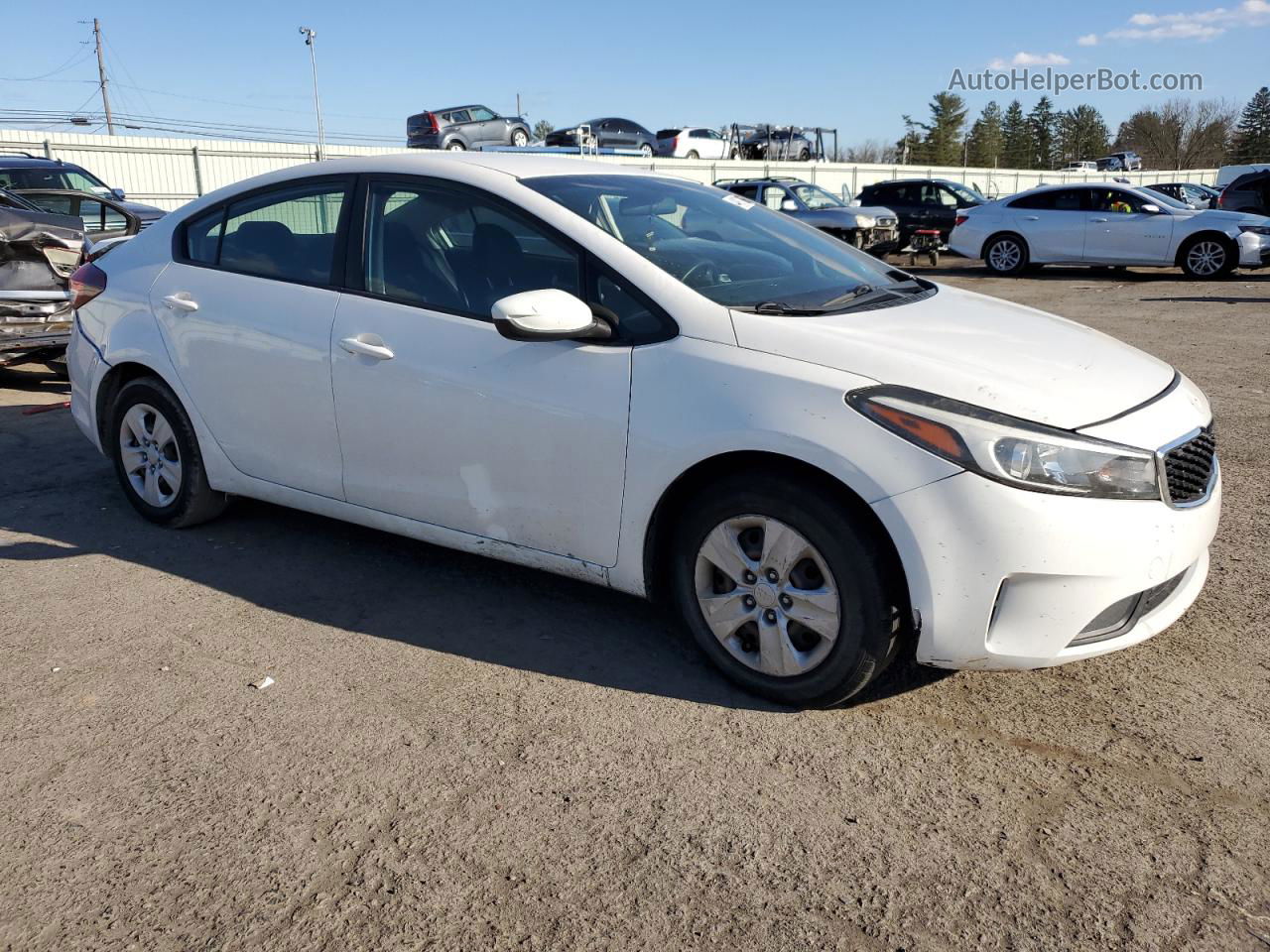 2017 Kia Forte Lx White vin: 3KPFK4A78HE095501