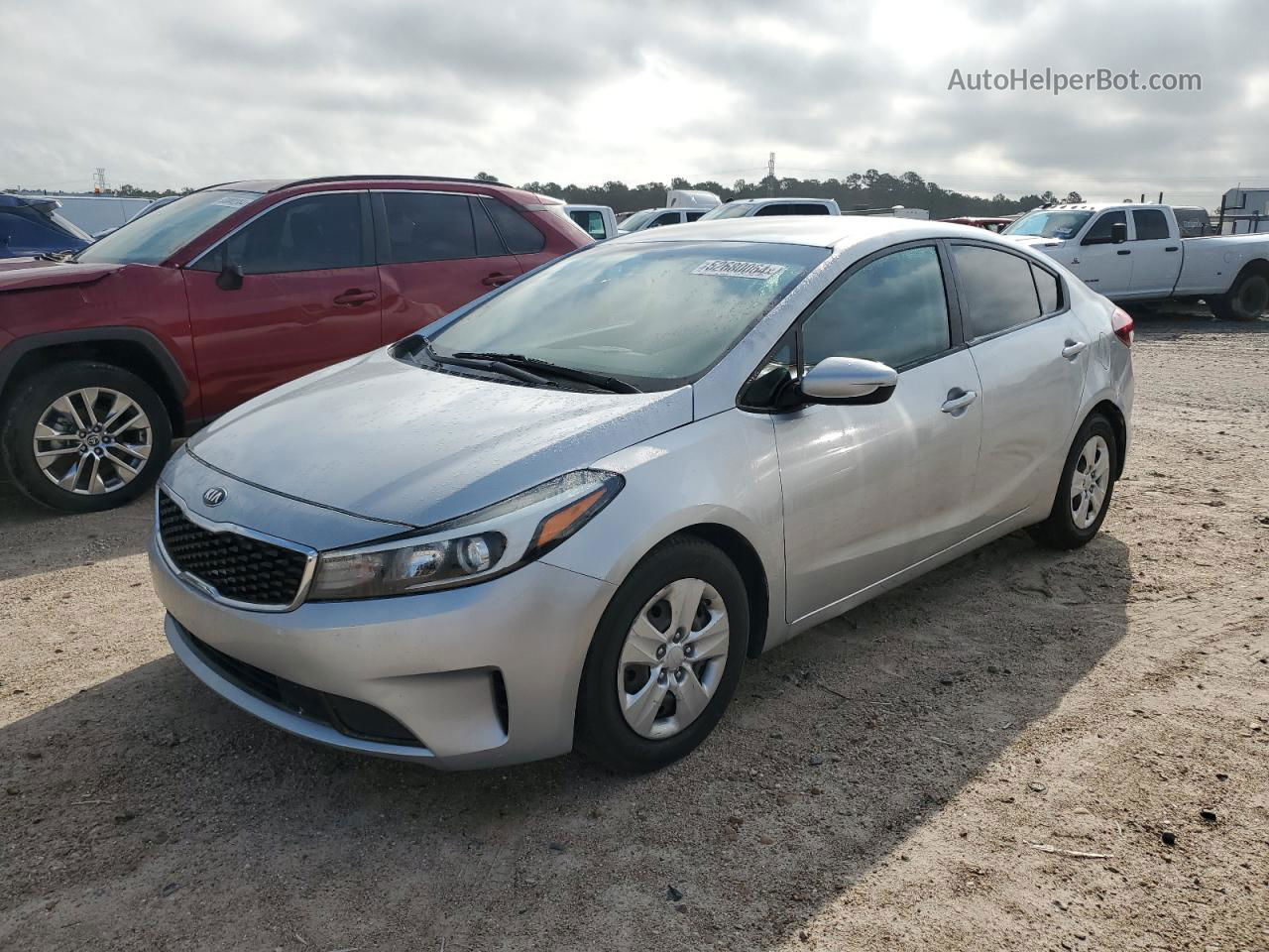 2017 Kia Forte Lx Silver vin: 3KPFK4A78HE152201