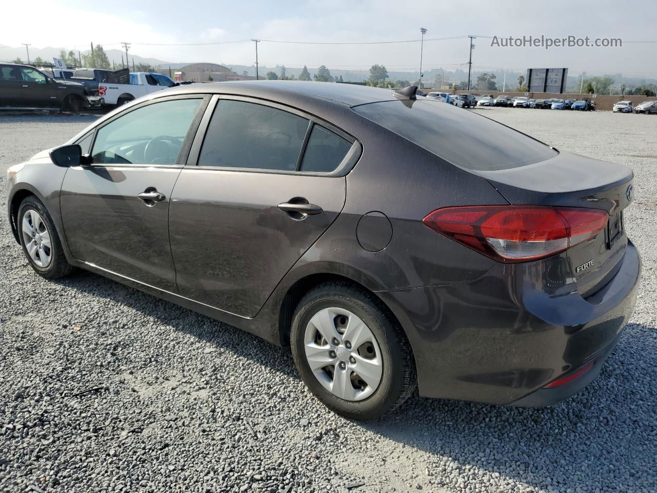 2017 Kia Forte Lx Brown vin: 3KPFK4A78HE160380