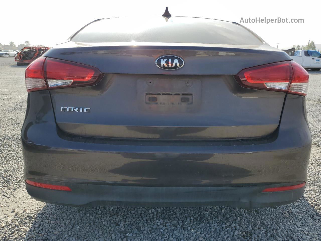 2017 Kia Forte Lx Brown vin: 3KPFK4A78HE160380