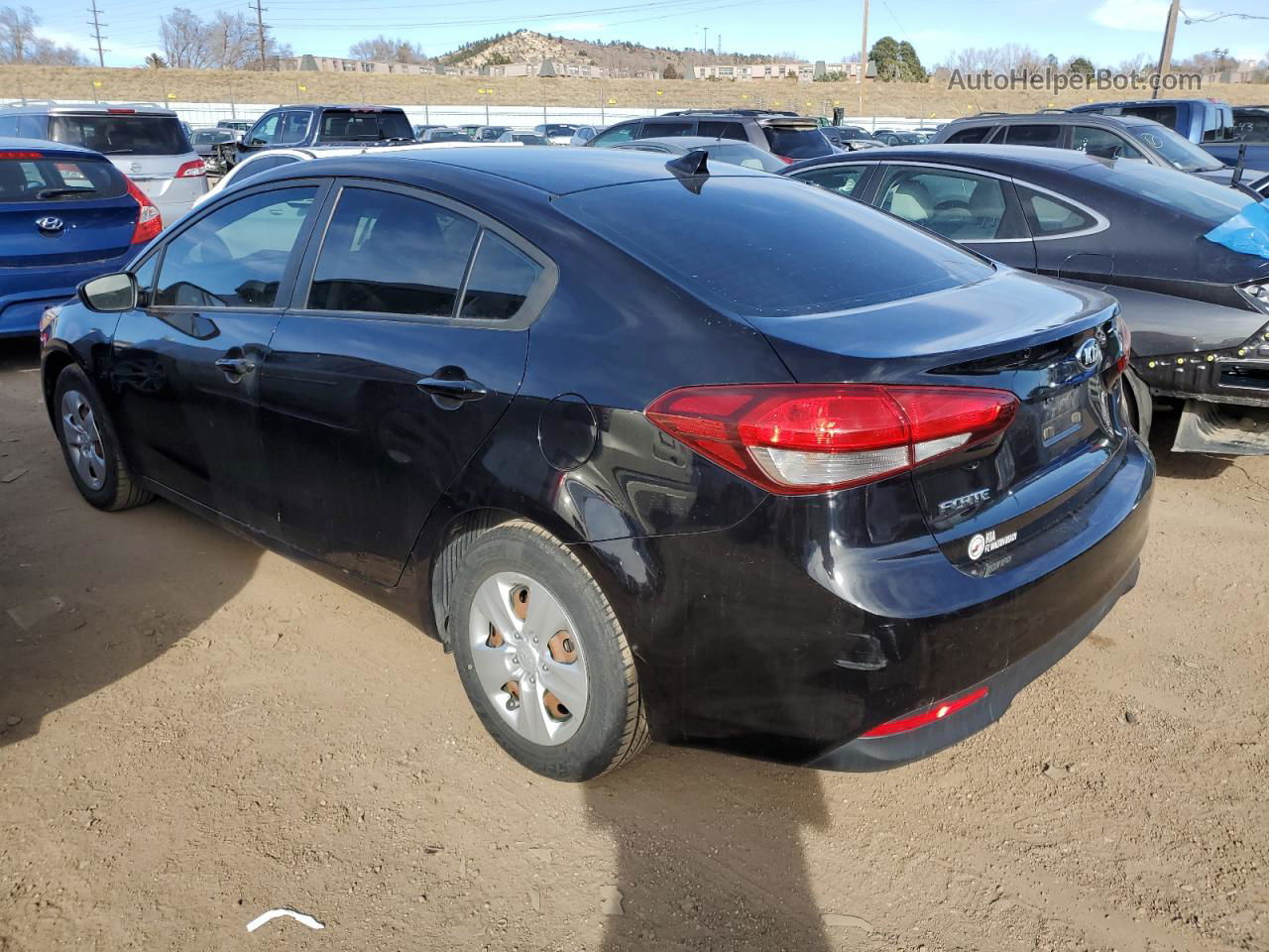 2018 Kia Forte Lx Черный vin: 3KPFK4A78JE194082