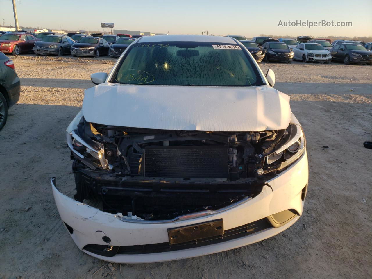 2017 Kia Forte Lx White vin: 3KPFK4A79HE044377