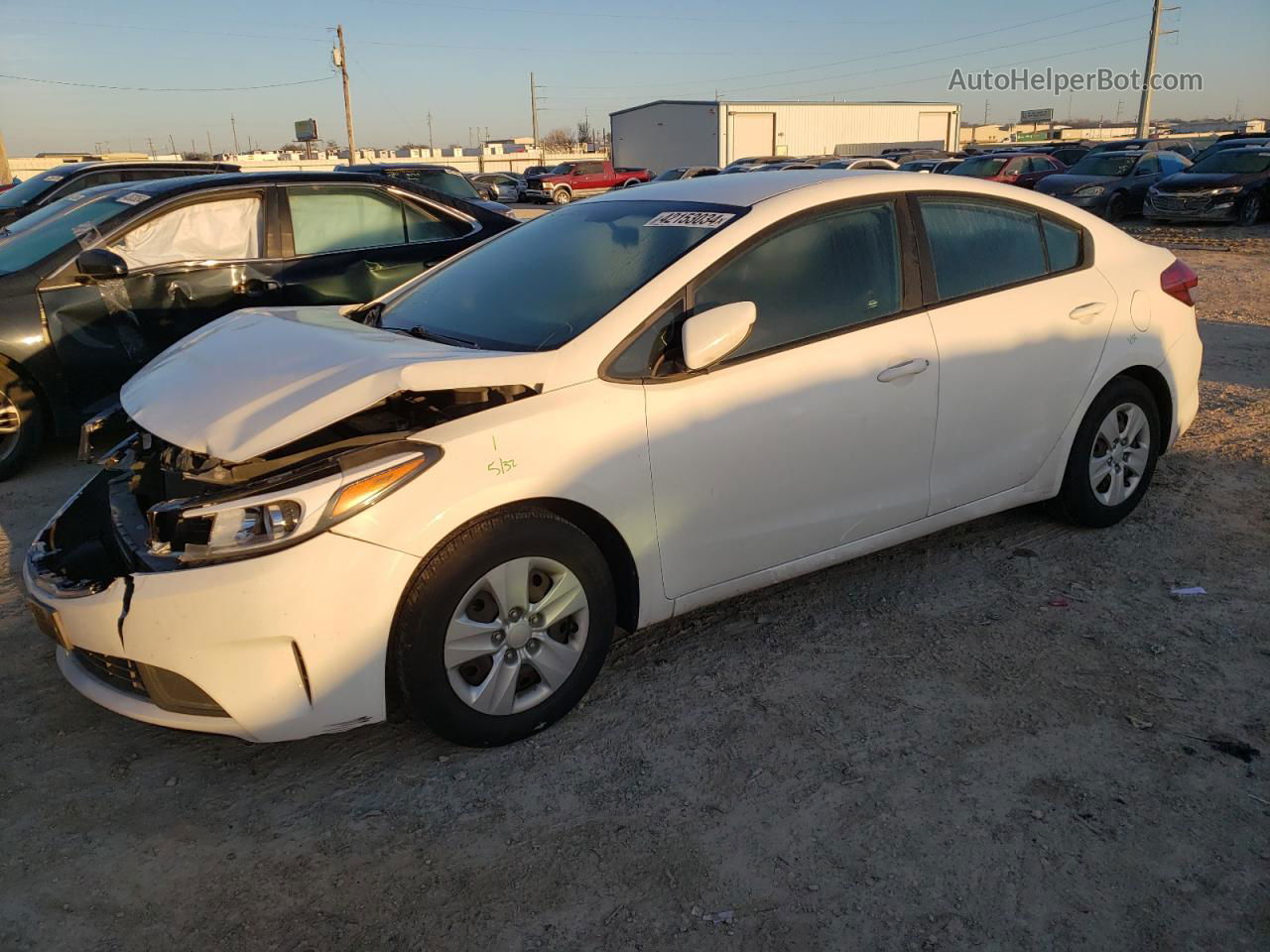 2017 Kia Forte Lx White vin: 3KPFK4A79HE044377