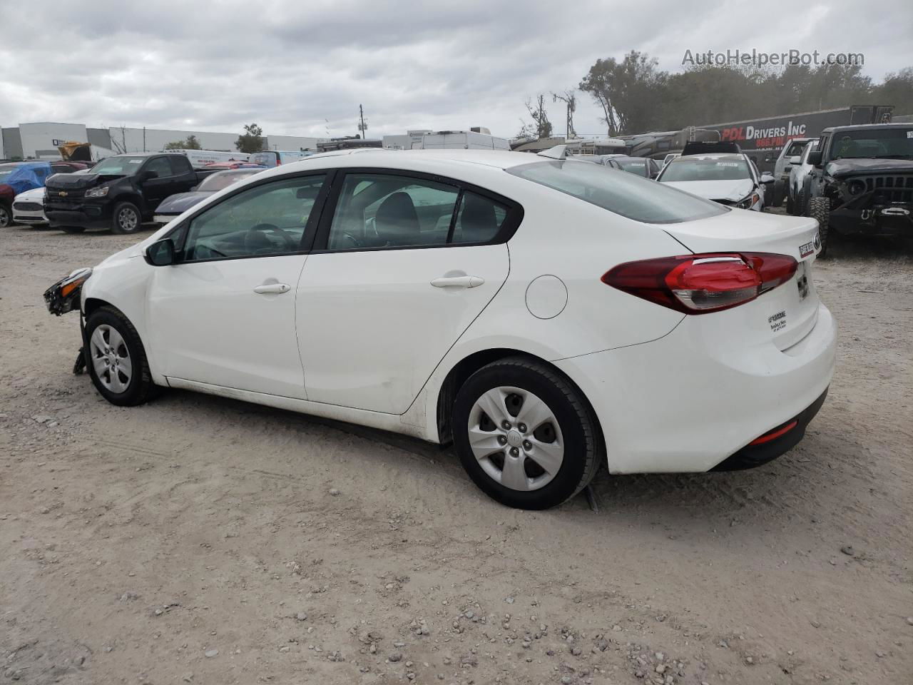 2017 Kia Forte Lx White vin: 3KPFK4A79HE099296