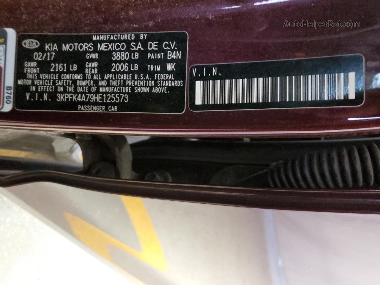 2017 Kia Forte Lx Burgundy vin: 3KPFK4A79HE125573