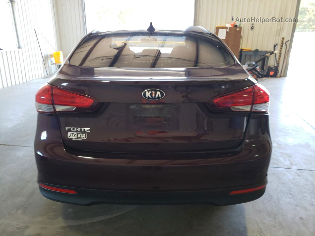 2017 Kia Forte Lx Maroon vin: 3KPFK4A79HE139490