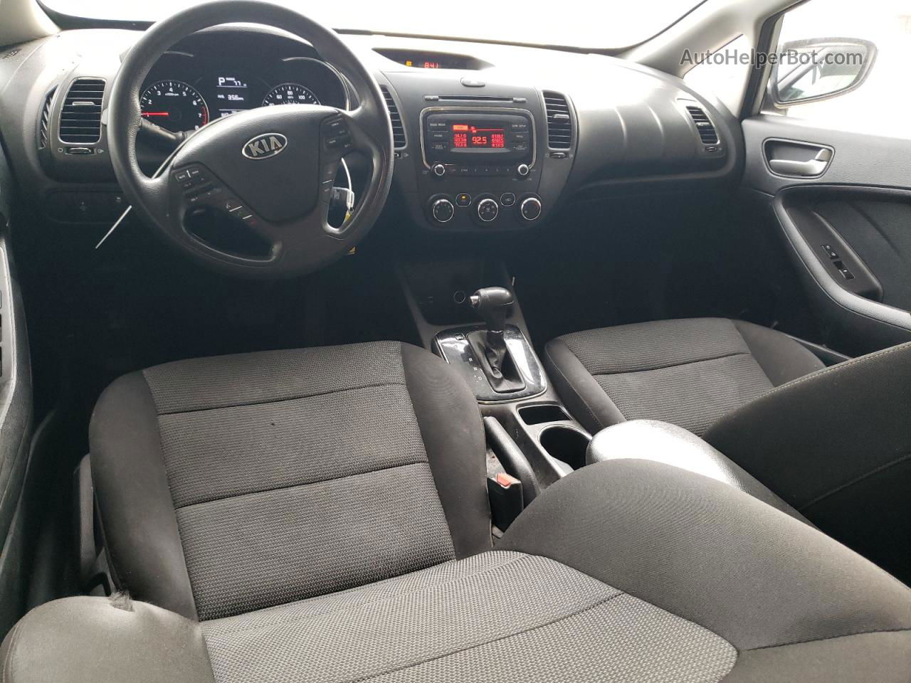 2018 Kia Forte Lx Silver vin: 3KPFK4A79JE169515