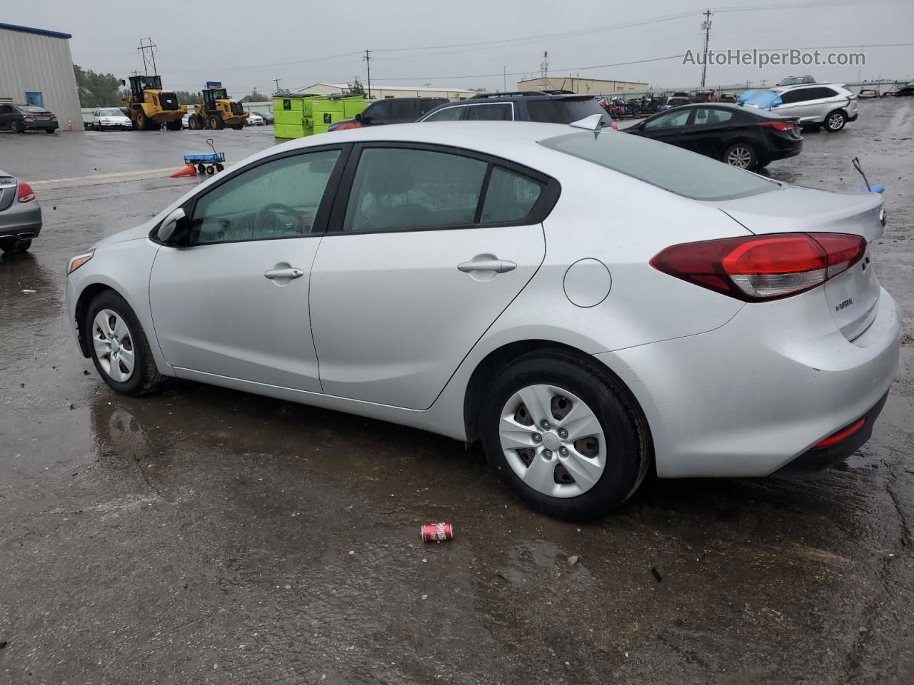 2018 Kia Forte Lx Silver vin: 3KPFK4A79JE220138