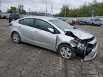 2018 Kia Forte Lx Silver vin: 3KPFK4A79JE236730