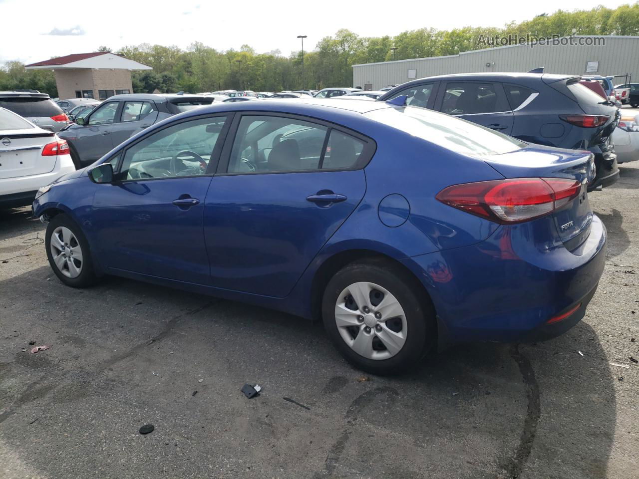 2018 Kia Forte Lx Blue vin: 3KPFK4A79JE258369