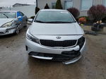 2018 Kia Forte Lx Белый vin: 3KPFK4A79JE275317