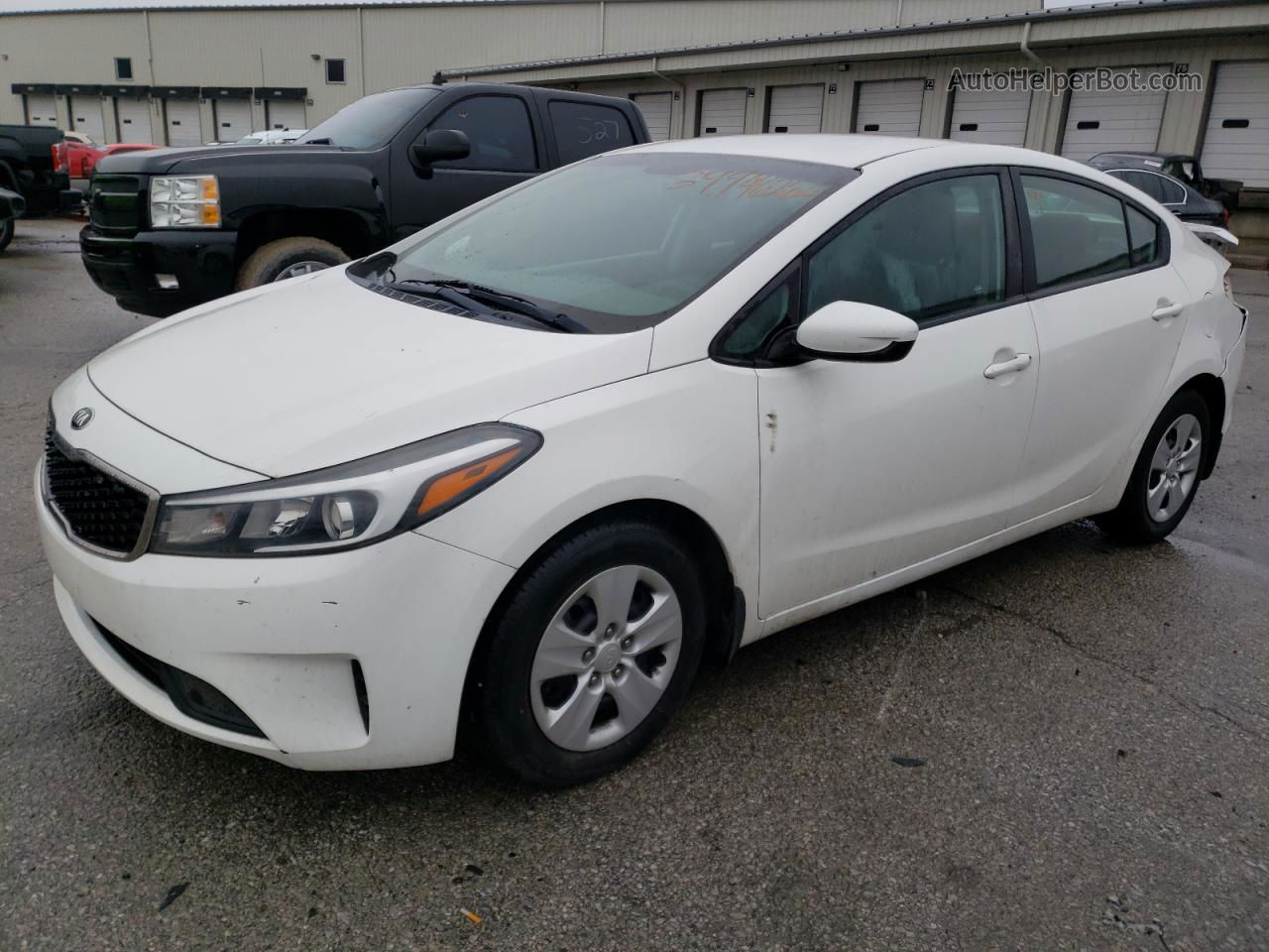 2017 Kia Forte Lx White vin: 3KPFK4A7XHE044937