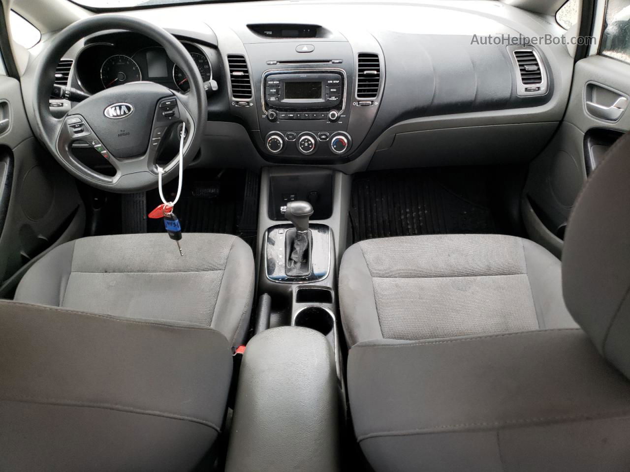 2017 Kia Forte Lx Белый vin: 3KPFK4A7XHE044937