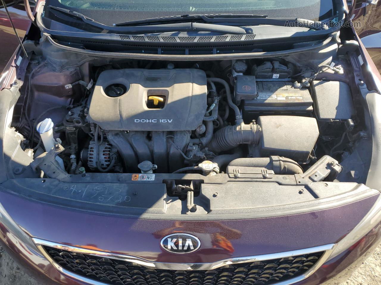 2017 Kia Forte Lx Burgundy vin: 3KPFK4A7XHE066386