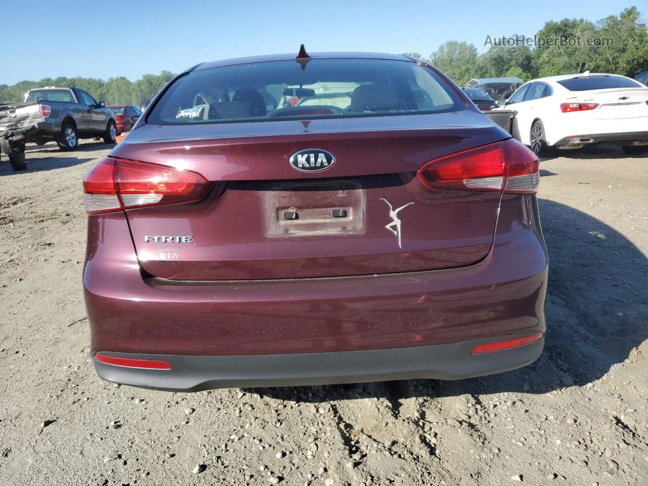 2017 Kia Forte Lx Burgundy vin: 3KPFK4A7XHE066386