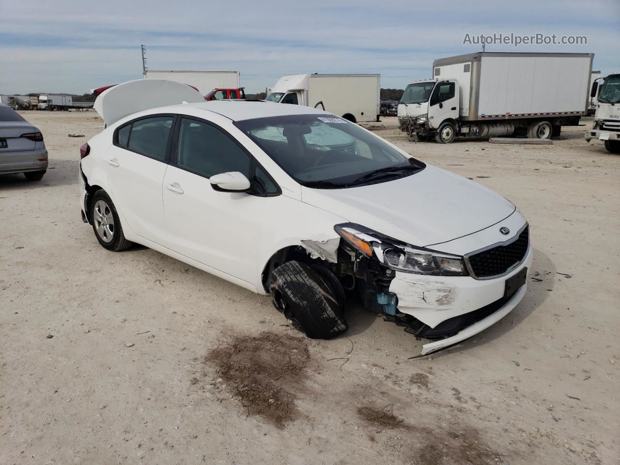 2017 Kia Forte Lx Белый vin: 3KPFK4A7XHE072897