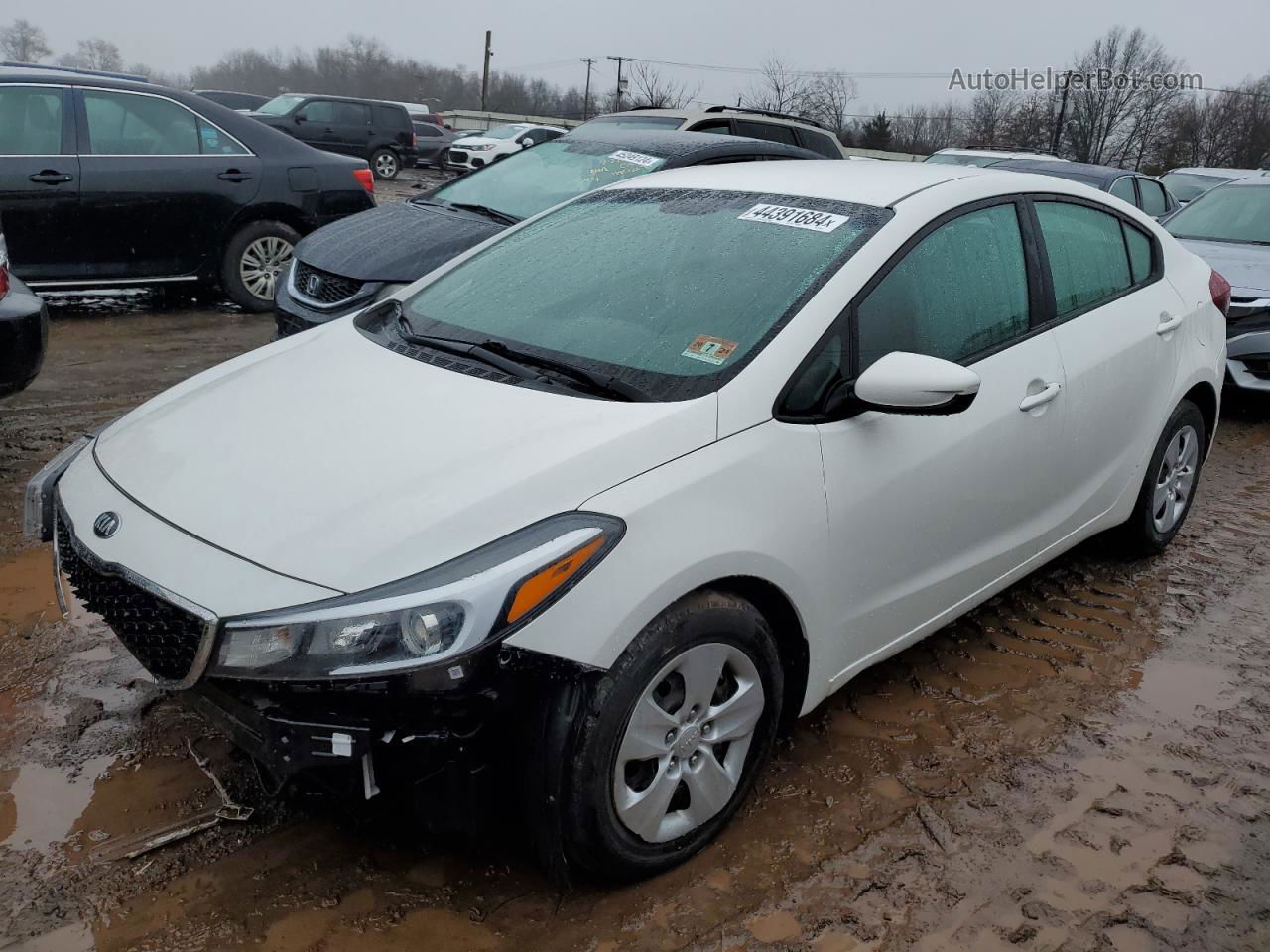 2017 Kia Forte Lx White vin: 3KPFK4A7XHE097783