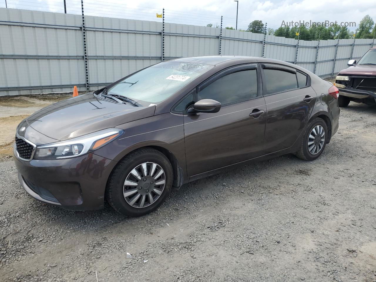 2018 Kia Forte Lx Угольный vin: 3KPFK4A7XJE198733