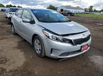 2018 Kia Forte Lx Серебряный vin: 3KPFK4A7XJE230998