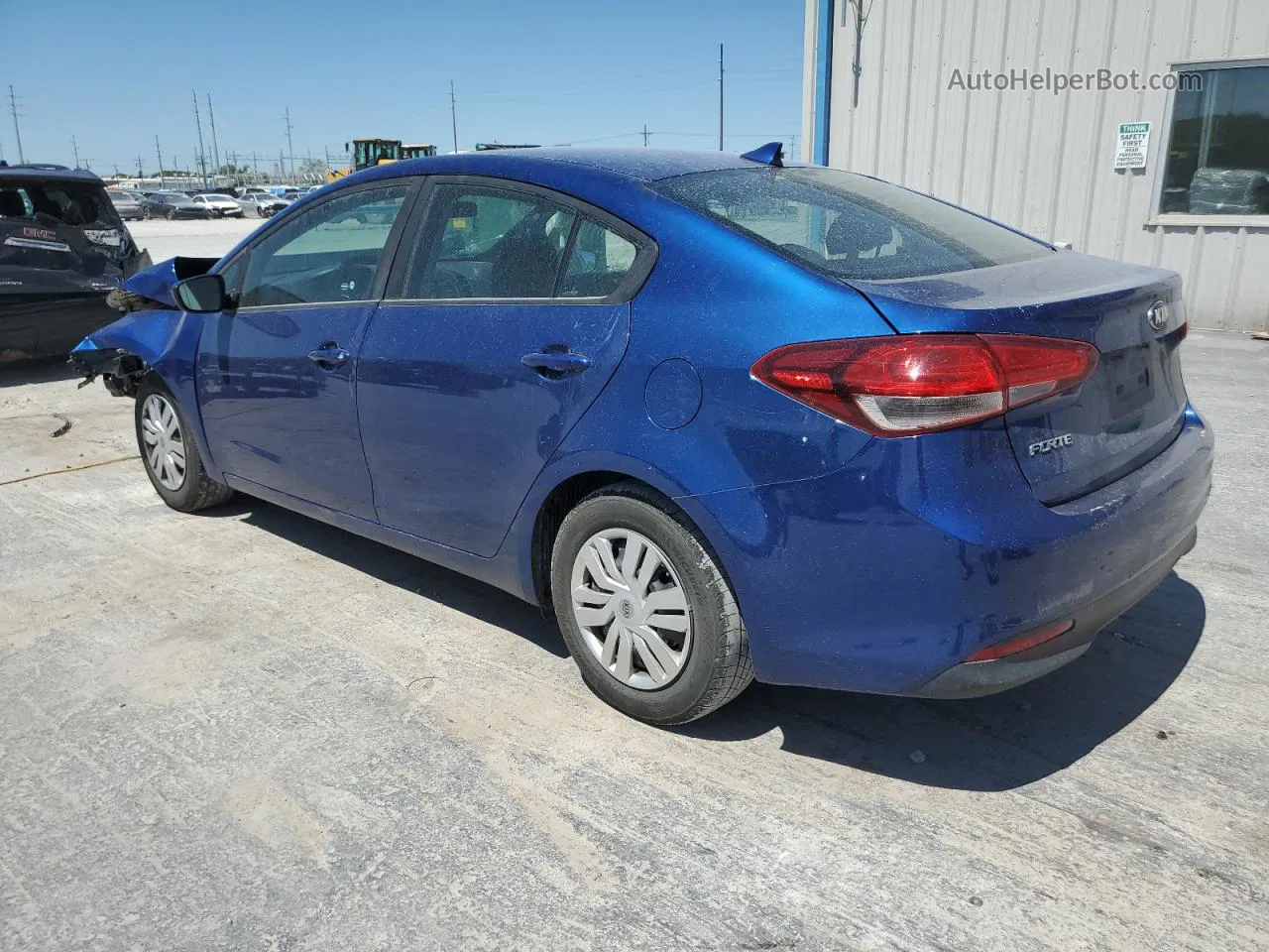 2018 Kia Forte Lx Blue vin: 3KPFK4A7XJE272040