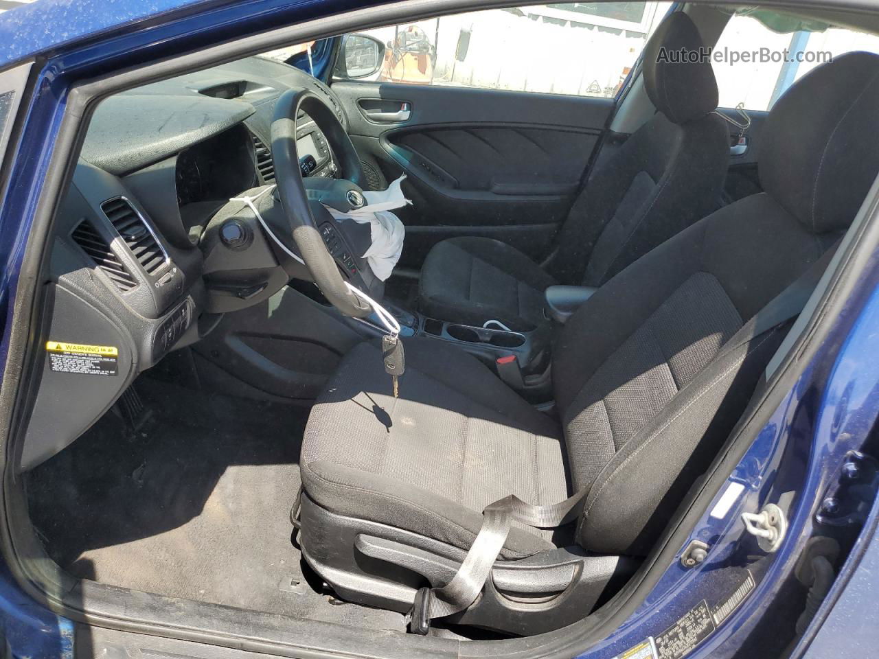 2018 Kia Forte Lx Blue vin: 3KPFK4A7XJE272040