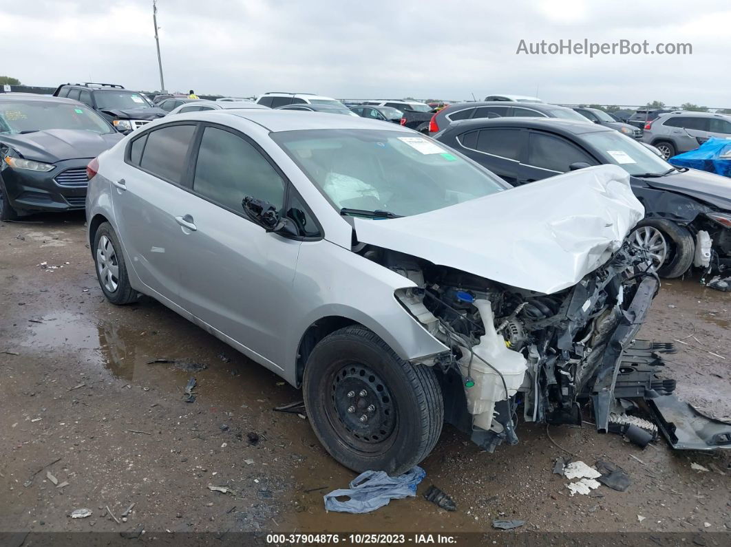 2018 Kia Forte Lx Silver vin: 3KPFK4A7XJE276234