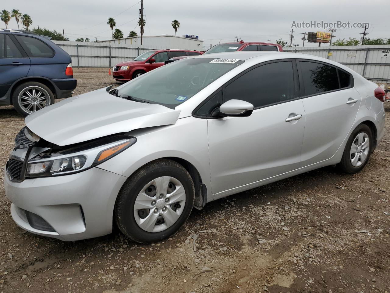 2017 Kia Forte Lx Silver vin: 3KPFL4A70HE107587