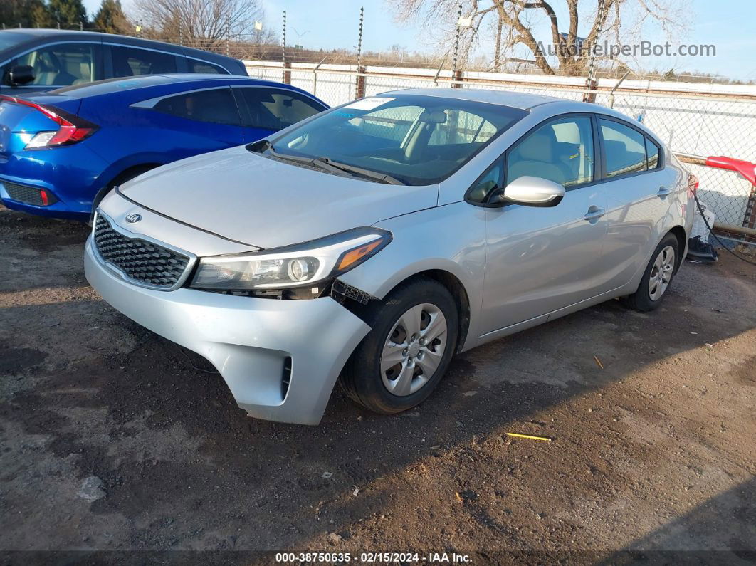 2018 Kia Forte Lx Silver vin: 3KPFL4A70JE183316