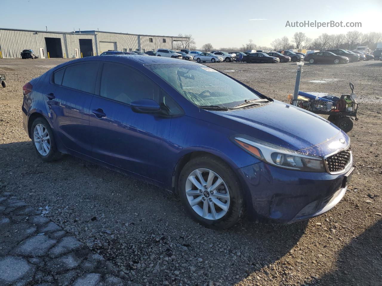 2017 Kia Forte Lx Blue vin: 3KPFL4A71HE088841