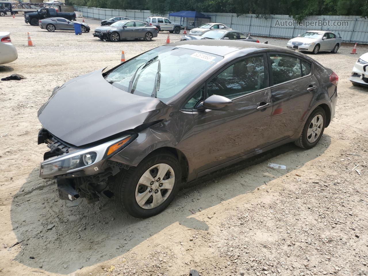 2017 Kia Forte Lx Brown vin: 3KPFL4A71HE122759