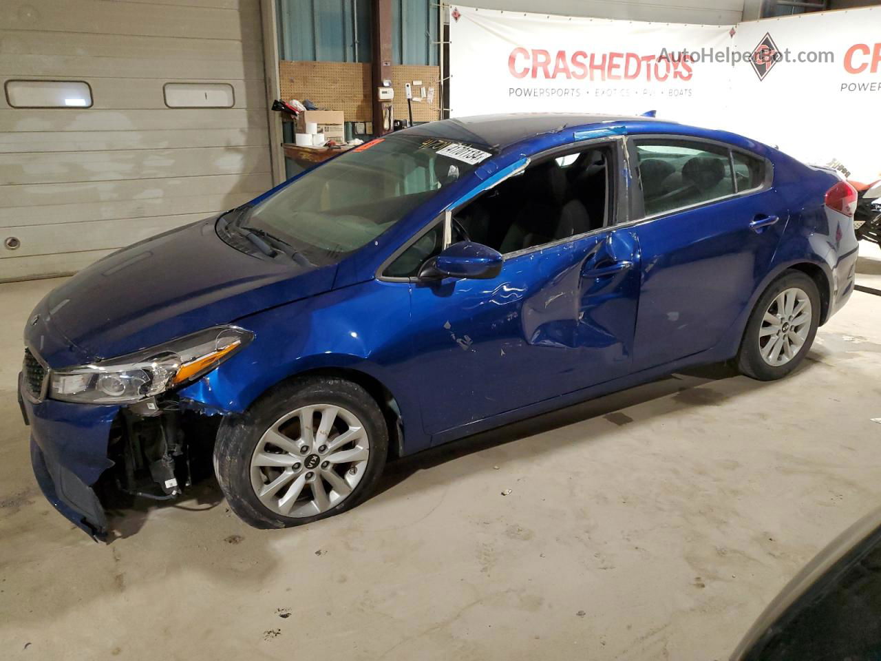 2017 Kia Forte Lx Blue vin: 3KPFL4A71HE124544