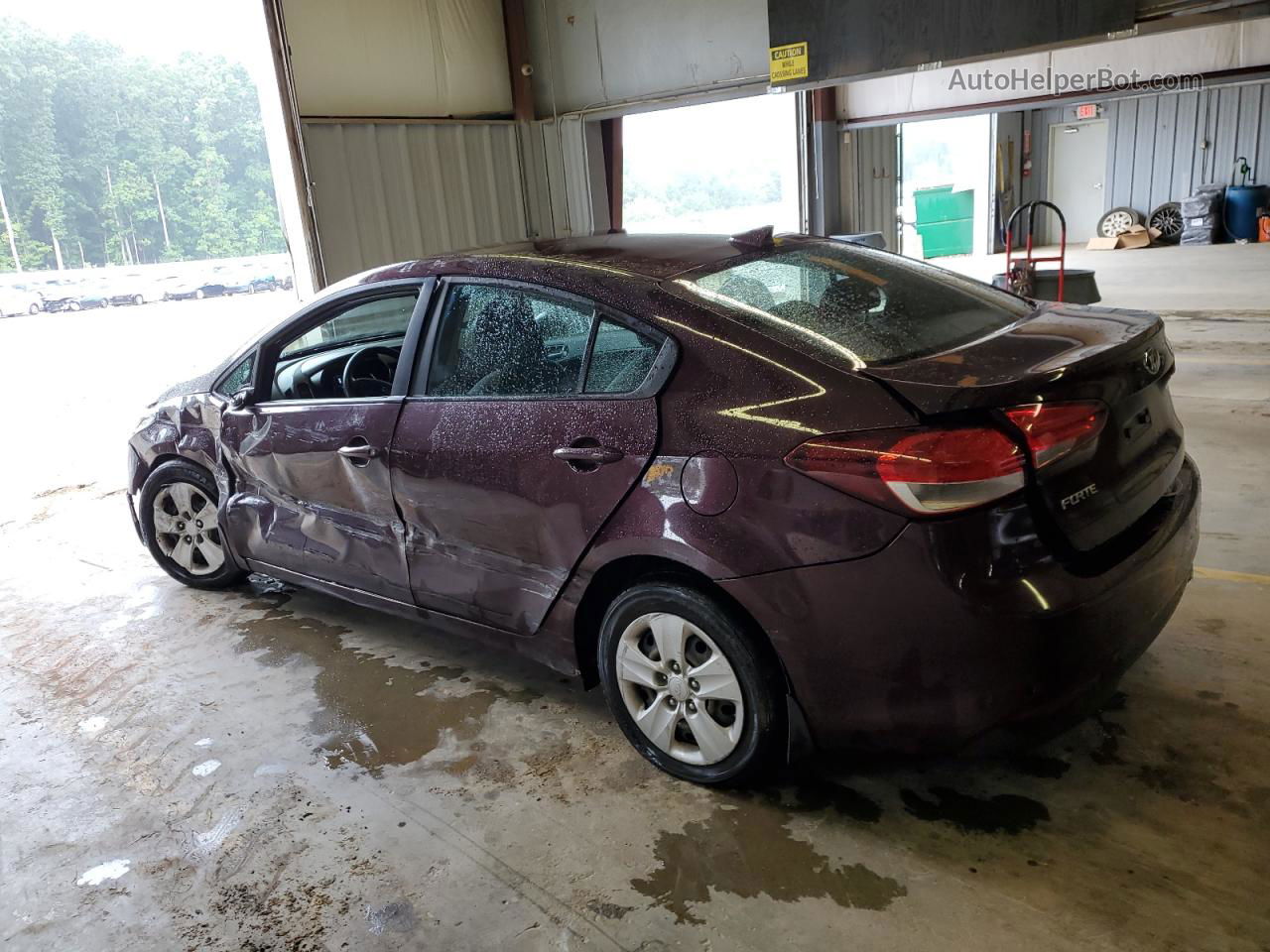 2018 Kia Forte Lx Purple vin: 3KPFL4A71JE178724