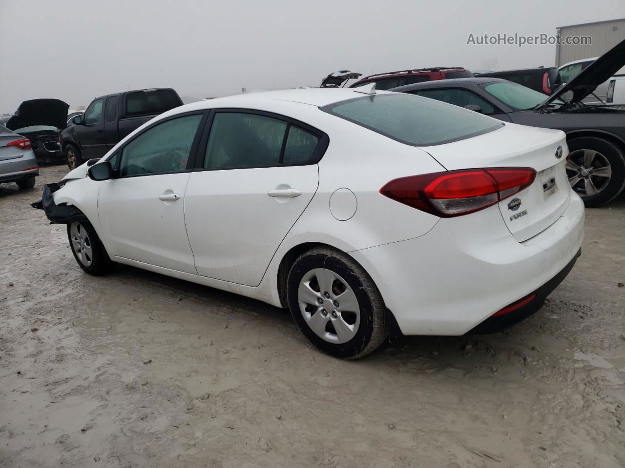 2018 Kia Forte Lx White vin: 3KPFL4A71JE180179