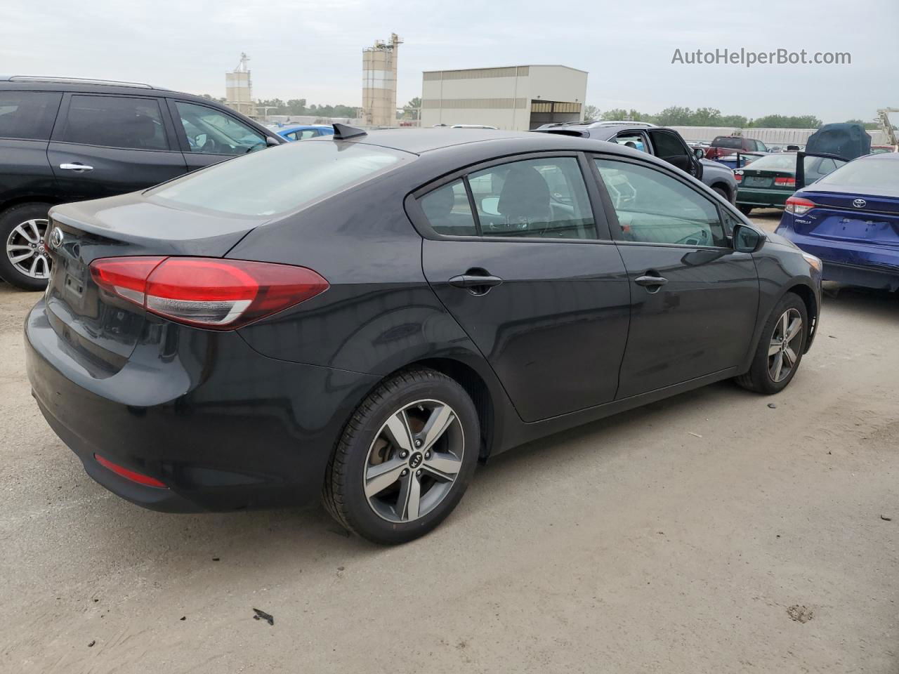 2018 Kia Forte Lx Черный vin: 3KPFL4A71JE207834