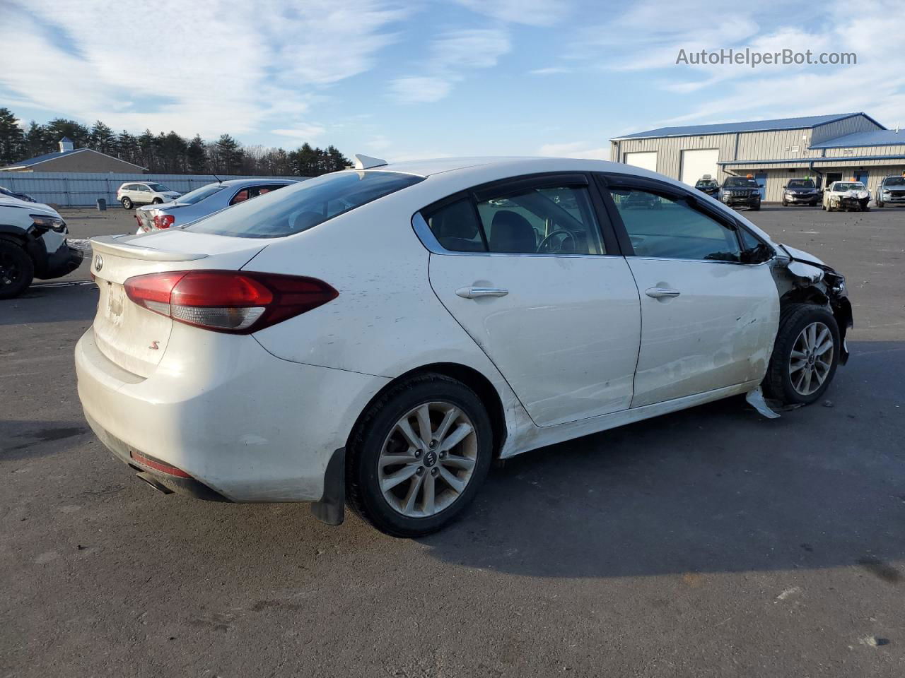 2017 Kia Forte Lx White vin: 3KPFL4A72HE019429