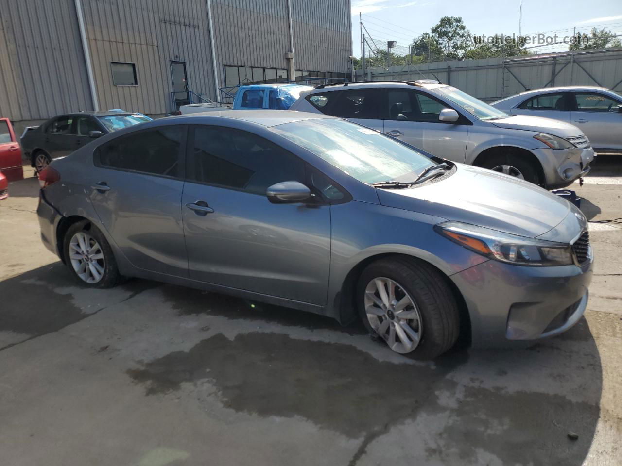 2017 Kia Forte Lx Blue vin: 3KPFL4A72HE032858