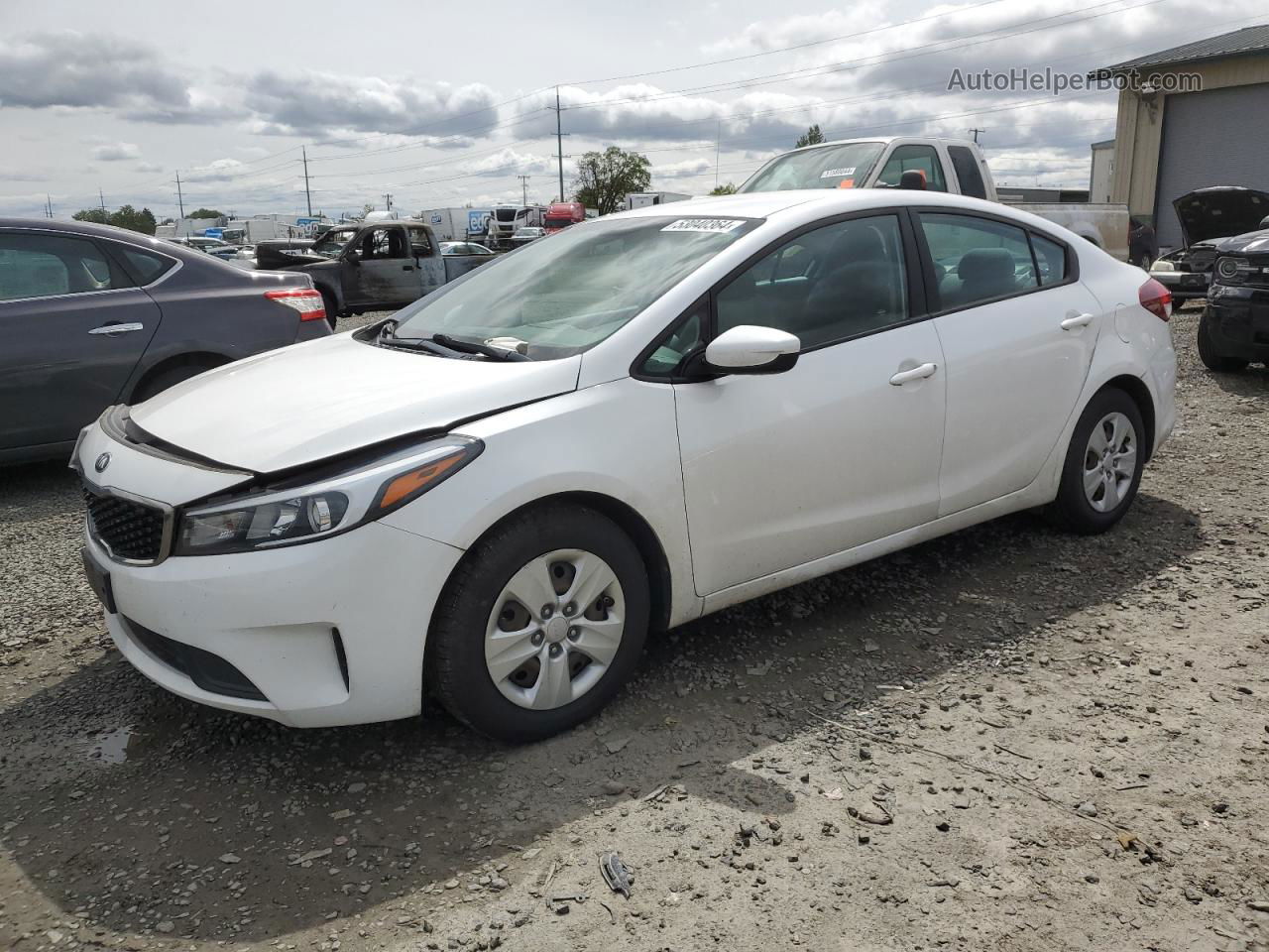 2017 Kia Forte Lx White vin: 3KPFL4A72HE083034