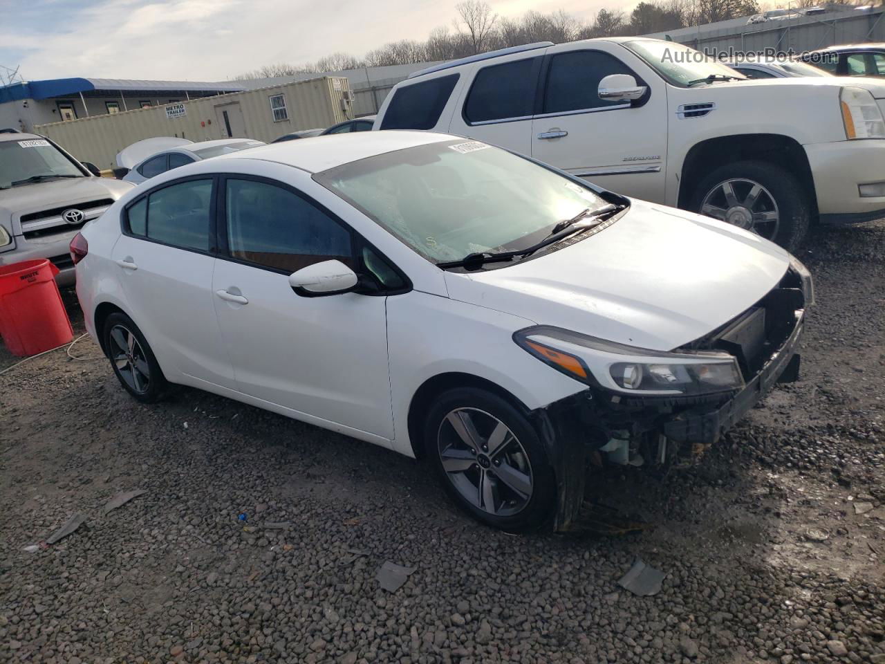 2018 Kia Forte Lx White vin: 3KPFL4A72JE196004